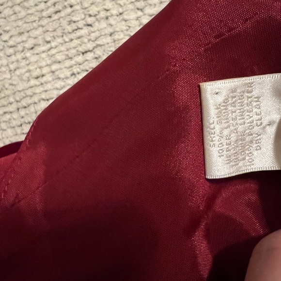 Like NEW Ann Taylor Silk Elegant Red Cranberry Sleeveless Dress - Picture 7 of 7